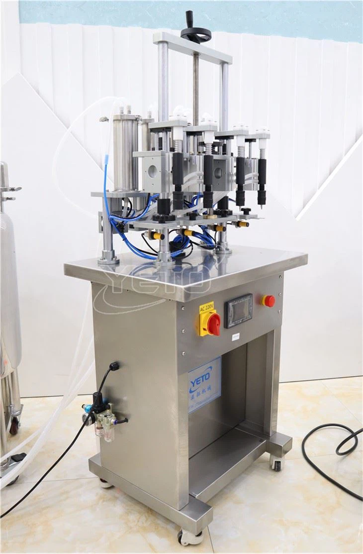Four Heads Same Level PLC Control Sunction Perfume Filling Machine
